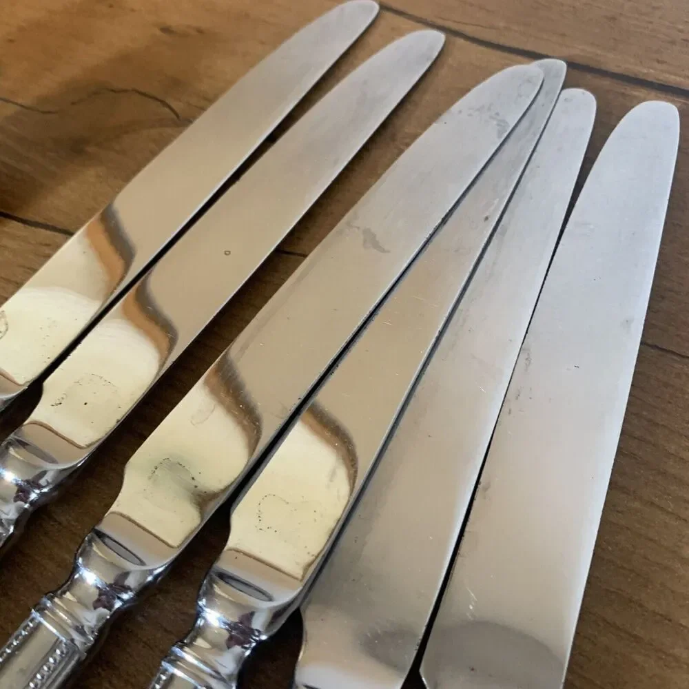 Towle Hotel Multi Motif Stainless 18/10 Beaded 16 Lot Spoons & Dinner Knives